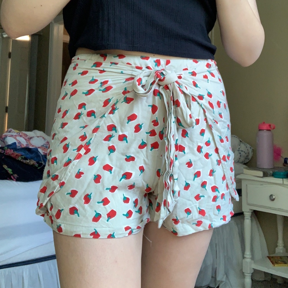 Patterned Tie Front Shorts
